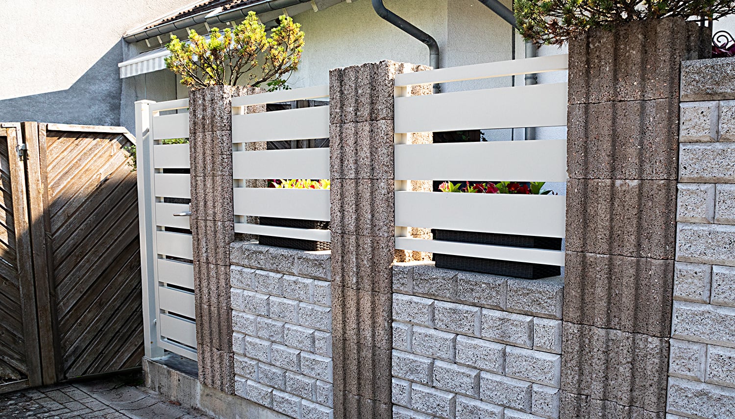 Brise-vue 1 battant en aluminium pour portillon de jardin, GE