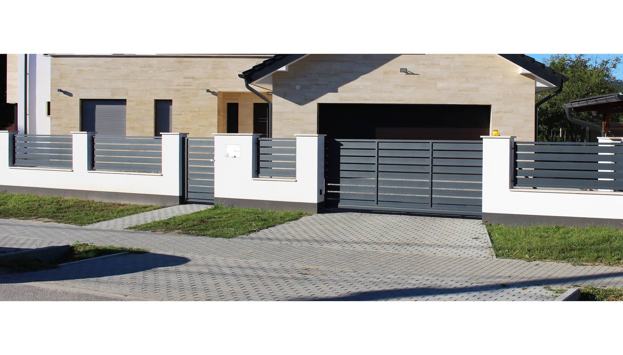 Brise-vue 1 battant en aluminium pour portillon de jardin lamelles, GE